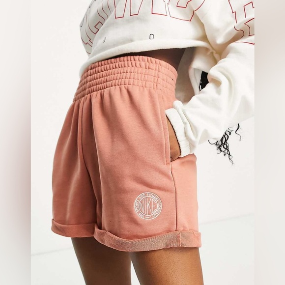 NIKE RAW HEM HIGH WAISTED CASUAL PEACH TERRA BLUSH COLOR FEMME SHORTS - Picture 10 of 12